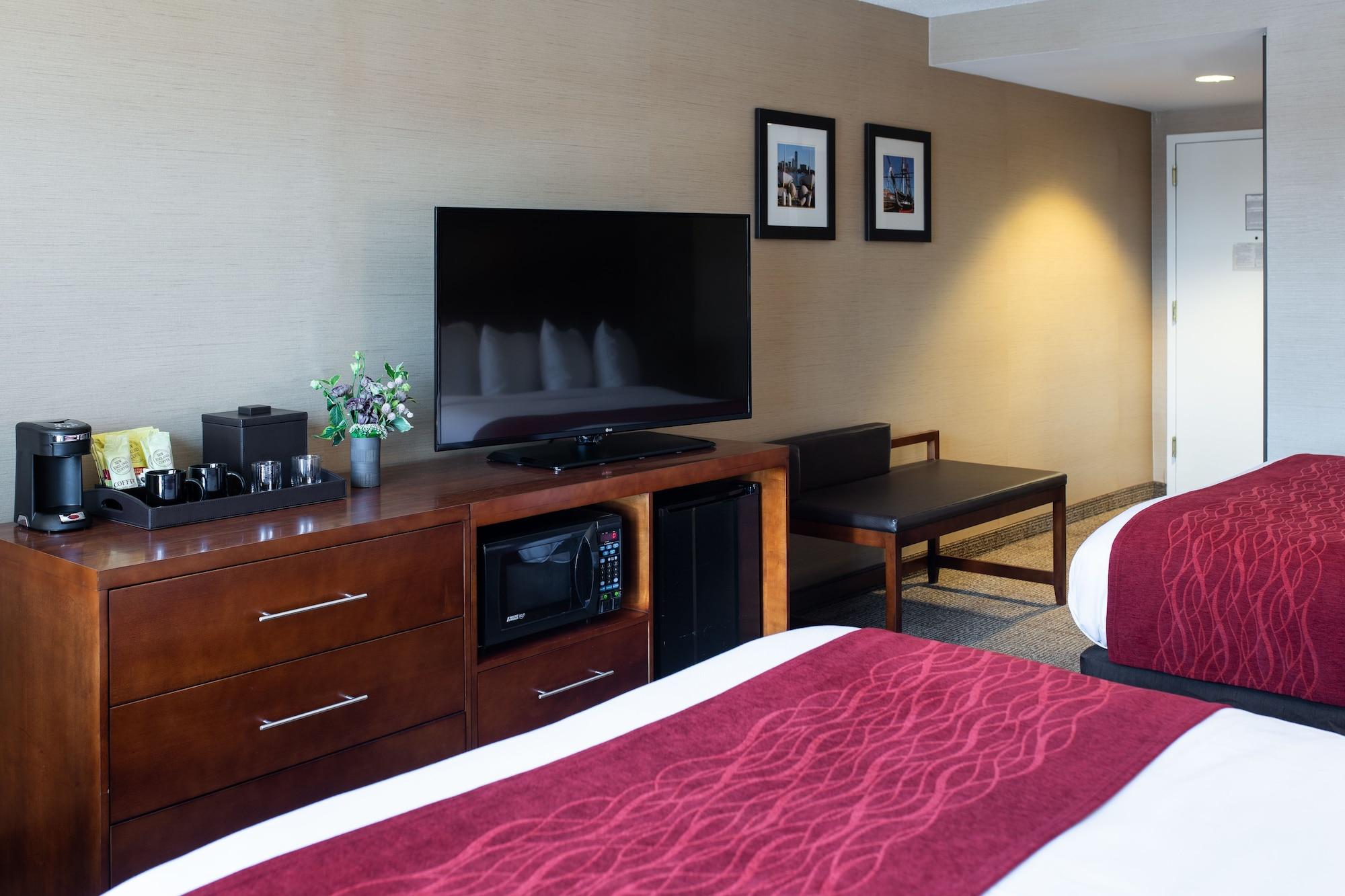 Comfort Inn & Suites Logan International Airport Revere Kültér fotó
