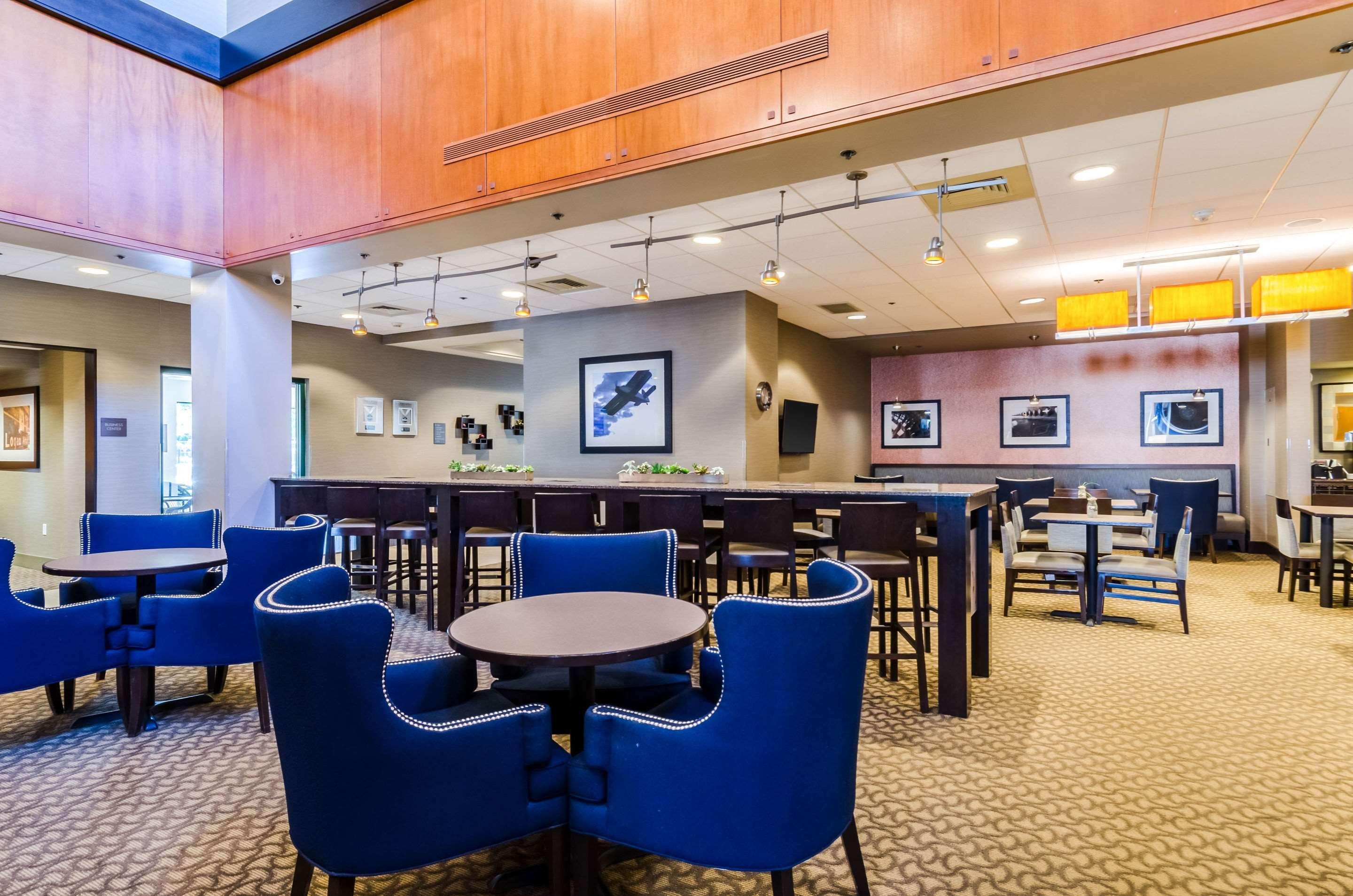 Comfort Inn & Suites Logan International Airport Revere Kültér fotó