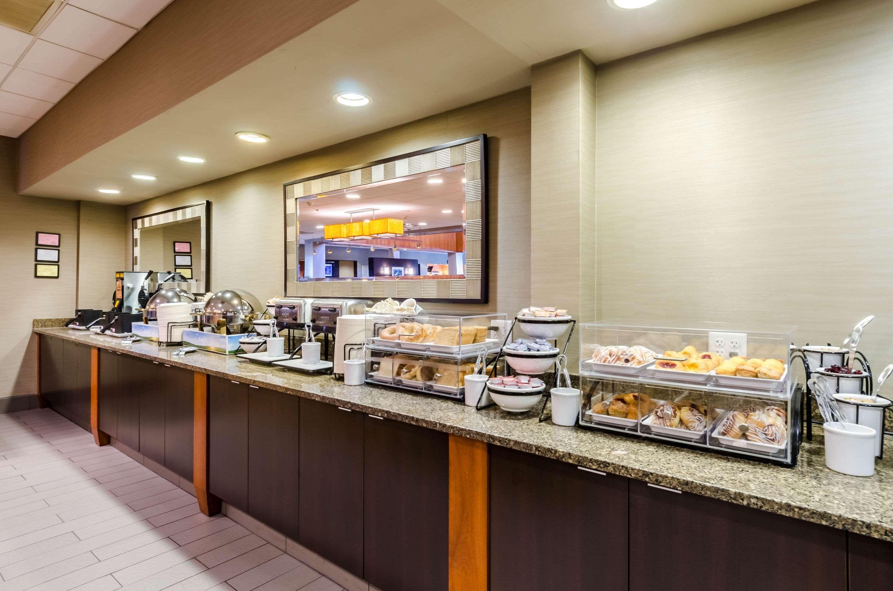 Comfort Inn & Suites Logan International Airport Revere Kültér fotó