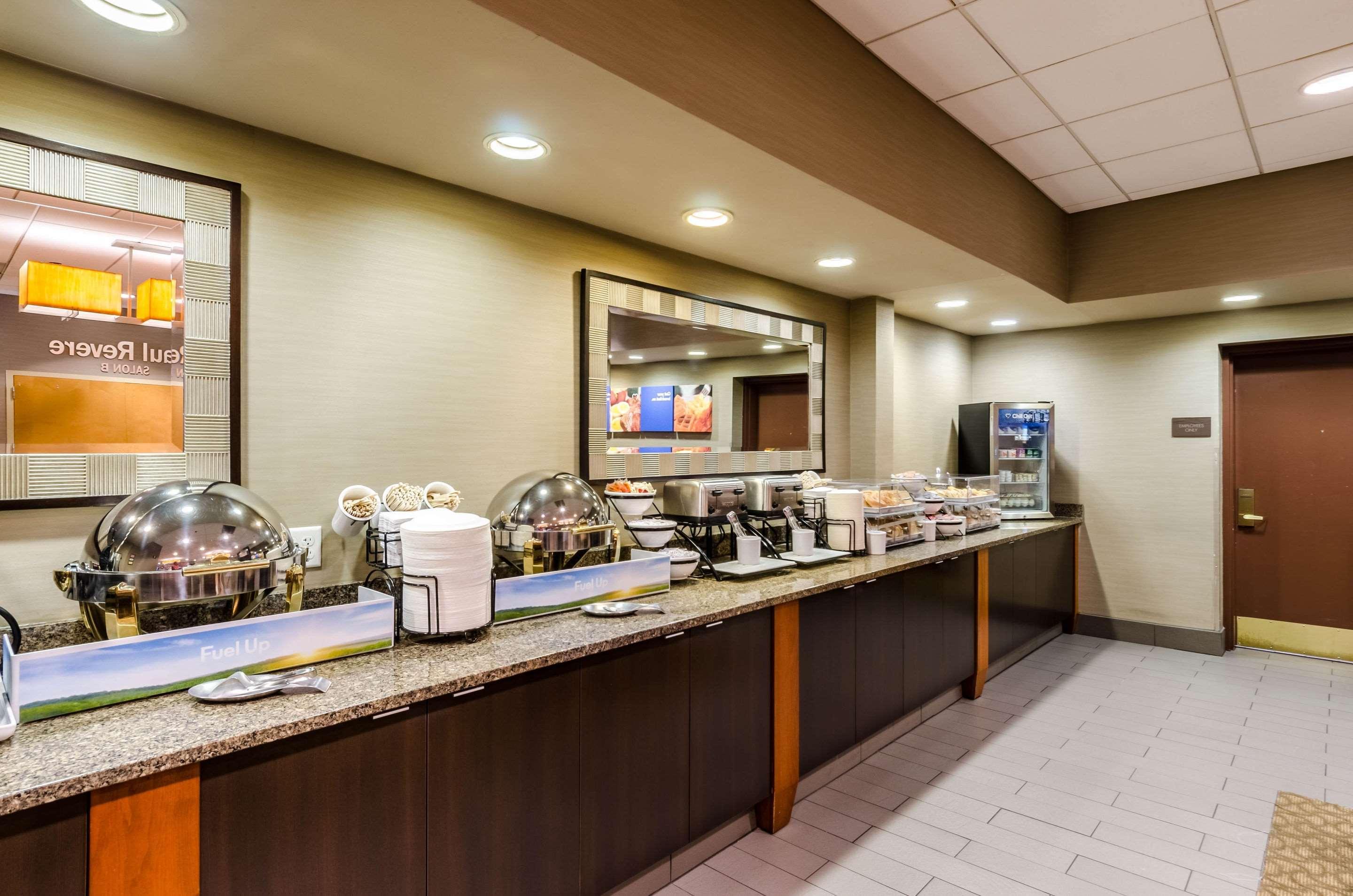 Comfort Inn & Suites Logan International Airport Revere Kültér fotó