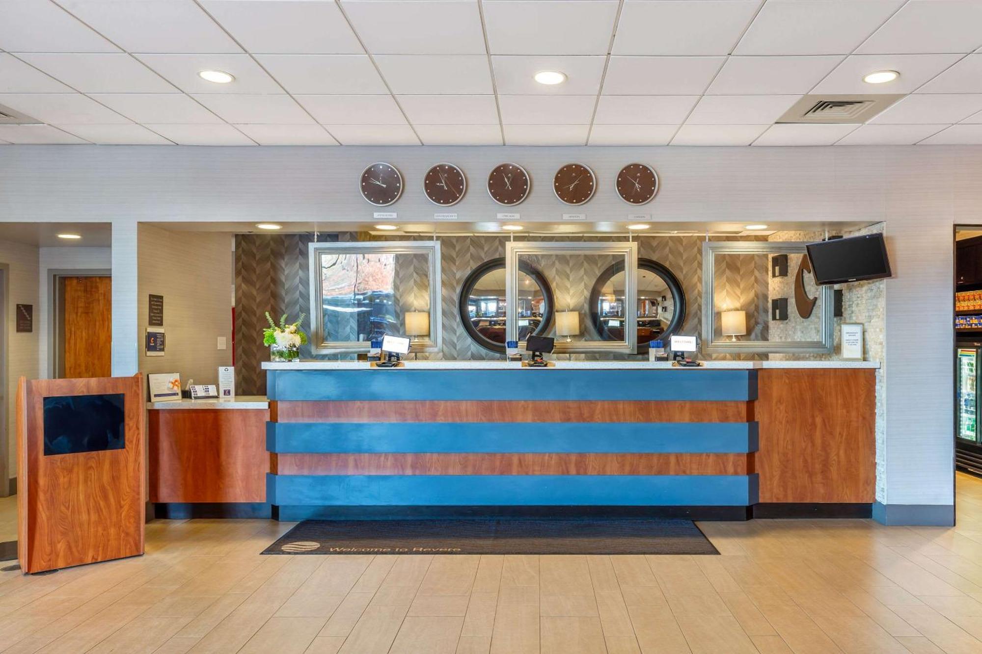 Comfort Inn & Suites Logan International Airport Revere Kültér fotó